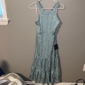 Size medium NWT floral pattern dress